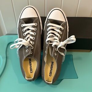 Converse tie up low tops